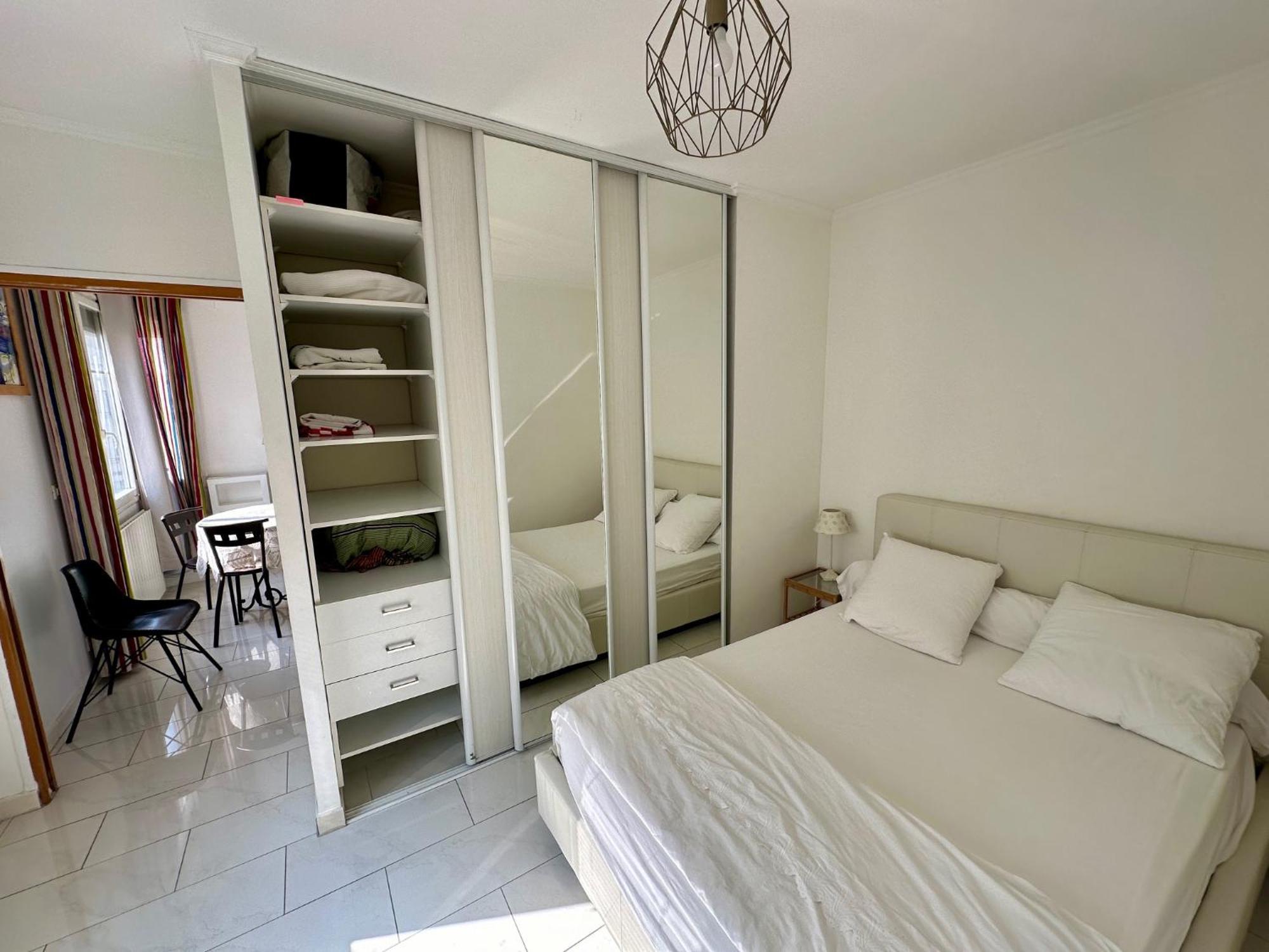 Ideal Pour Visiter Paris 圣芒代 外观 照片