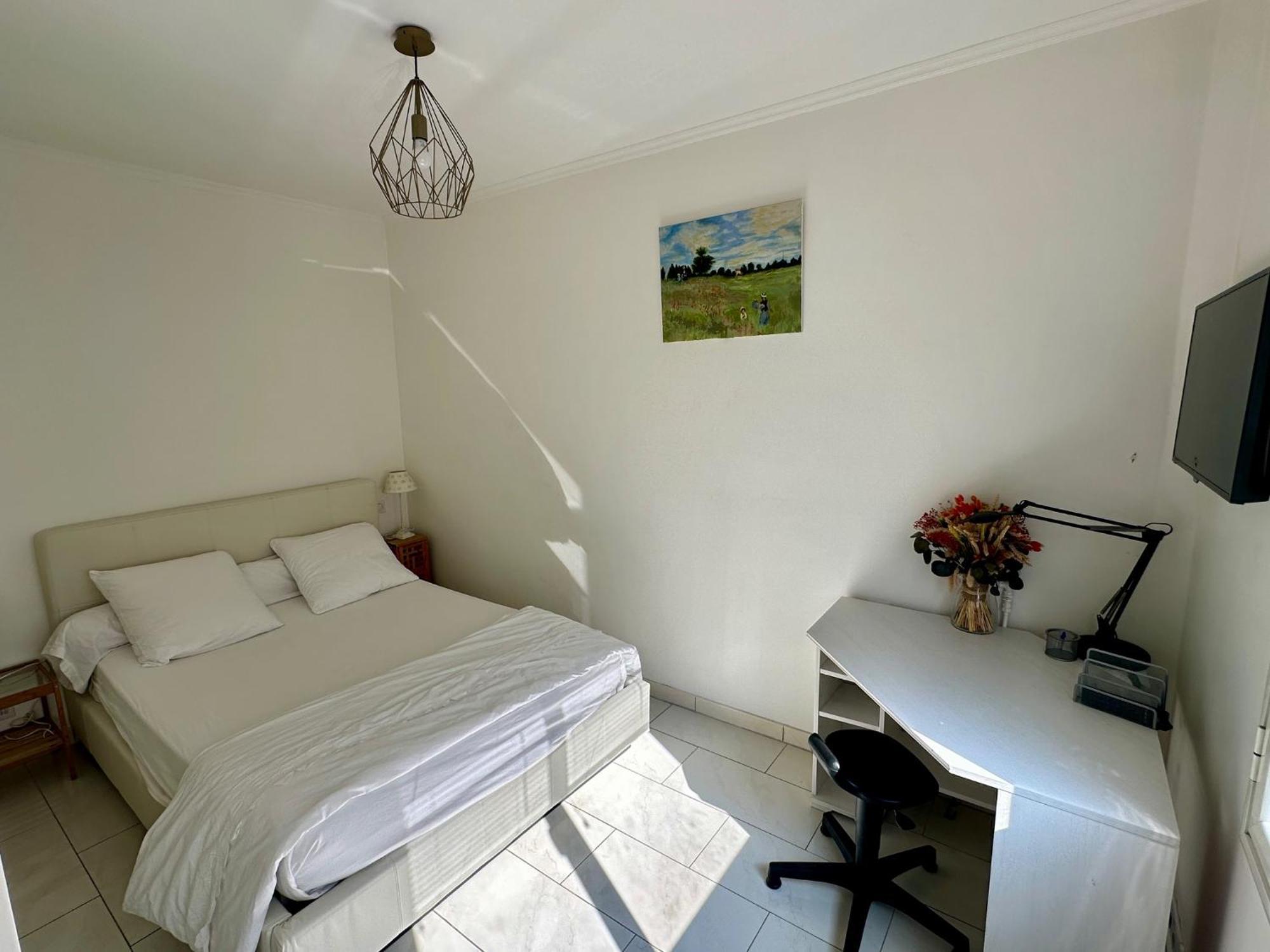 Ideal Pour Visiter Paris 圣芒代 外观 照片